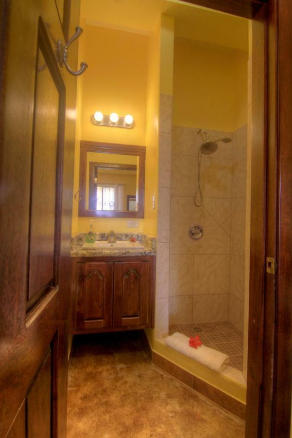 The White Horse Inn - Hopkins Village Beach Belize Camera foto